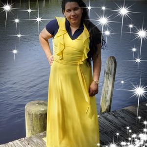 Meet your Posher, Yanira